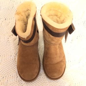 UGG Josette Leather bow boots 8